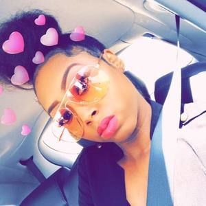 Meet your Posher, Jasmine